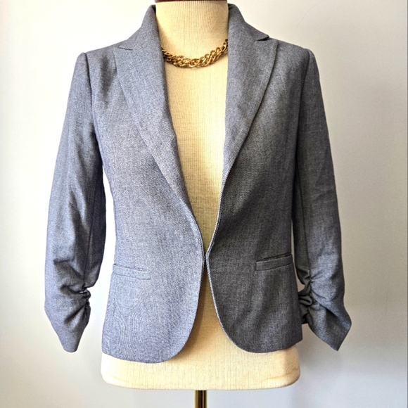 AMANDA + CHELSEA  Classic Grey Blazer With Ruched Sleeves. Size 2 - Picture 1 of 15